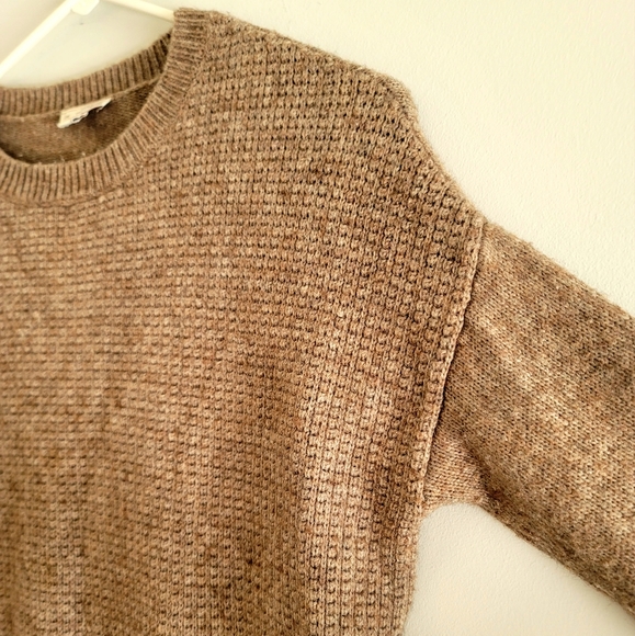 Gap Women's Pull-Over Knit Sweater Size M - Picture 4 of 9